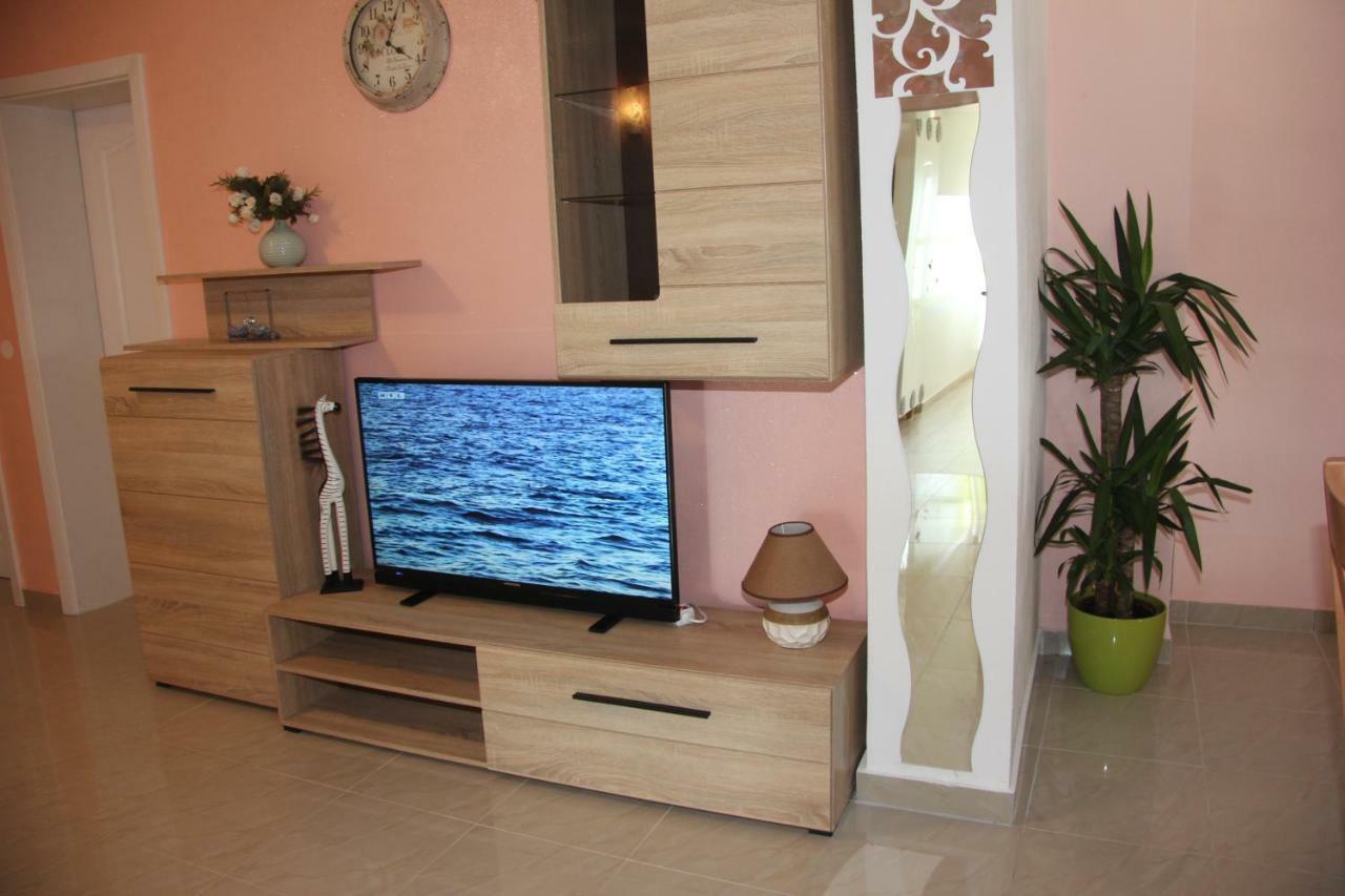 פאז'אנה Vacation House "Viola" מראה חיצוני תמונה