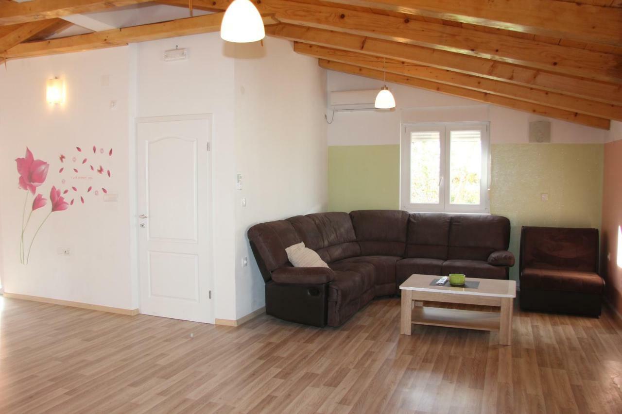 פאז'אנה Vacation House "Viola" מראה חיצוני תמונה